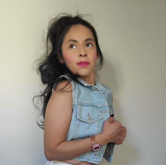 Vest - Picture 5 of 11